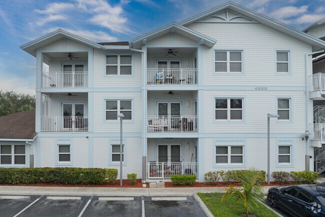 Entrance - Davis Landings