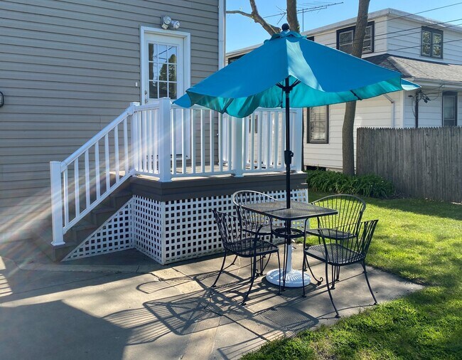 Building Photo - 240 Sheridan Ave