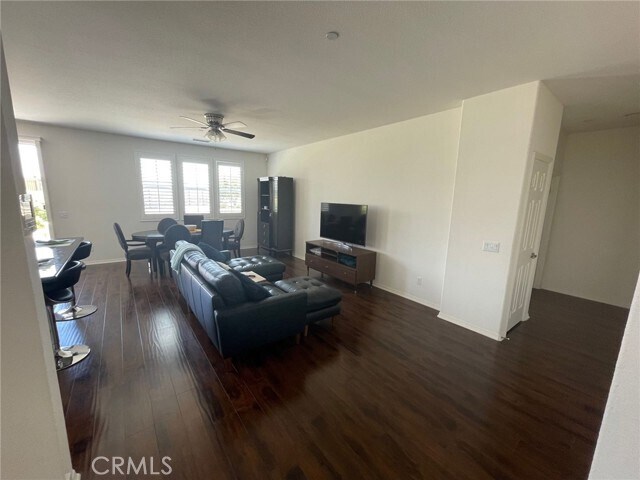 Building Photo - 29150 Edgewood Dr