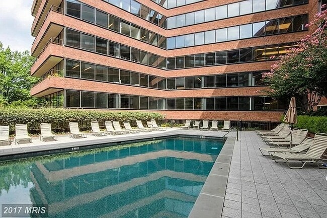 Building Photo - 2555 Pennsylvania Ave NW