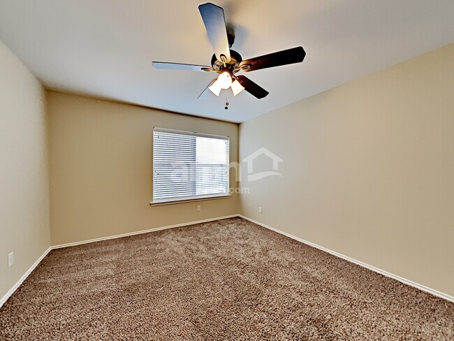 Building Photo - 250 Coopers Hawk