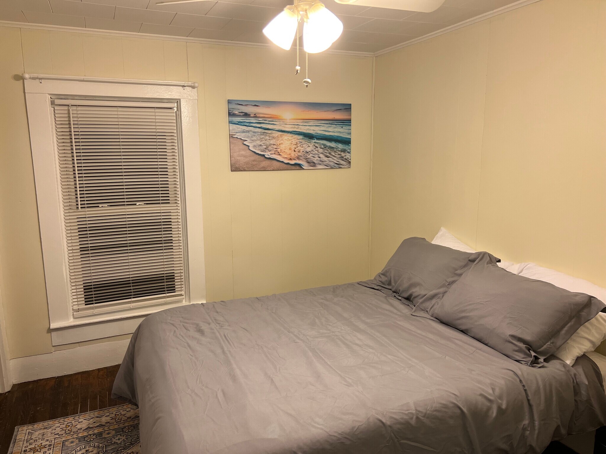 Bedroom 1 - 4 Cottage Pl