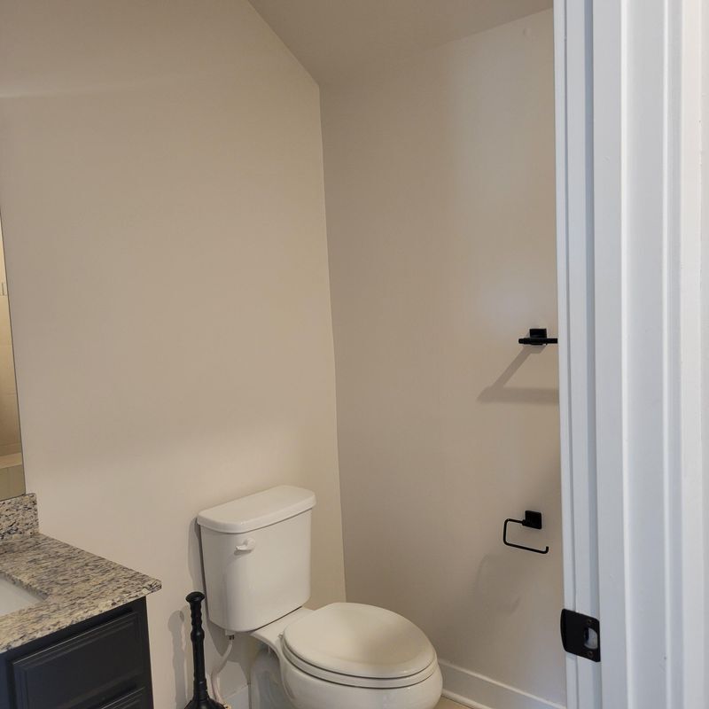 Building Photo - 18109 Red Cedar Rd