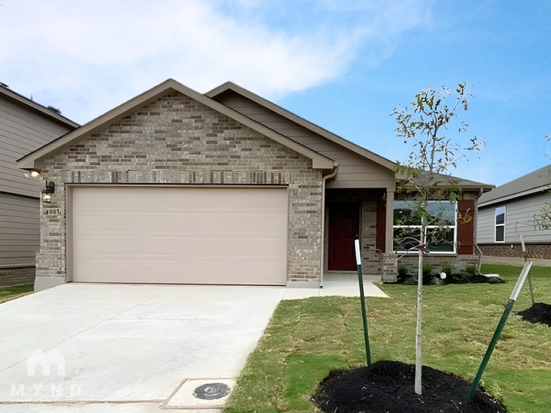 Primary Photo - 4007 Turning Pine Edge