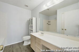 Building Photo - 535 Centro Hermosa