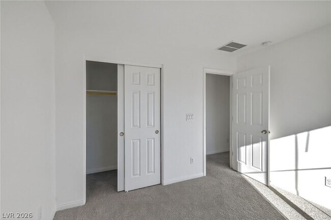 Building Photo - 10233 S Ullom Dr