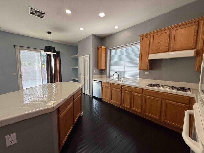 Building Photo - 7000 Rawley Way