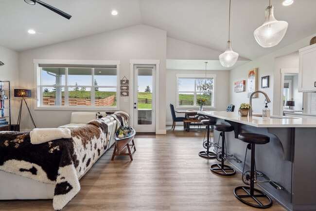 Building Photo - 138 Sage Grouse Way