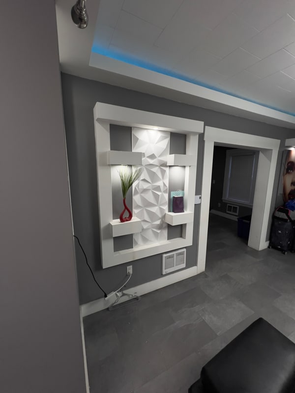 Building Photo - 107 Summer St