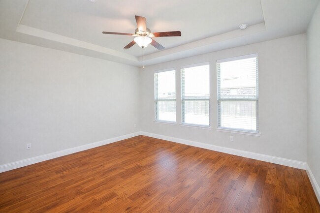 Building Photo - 19202 Presa Canyon Dr