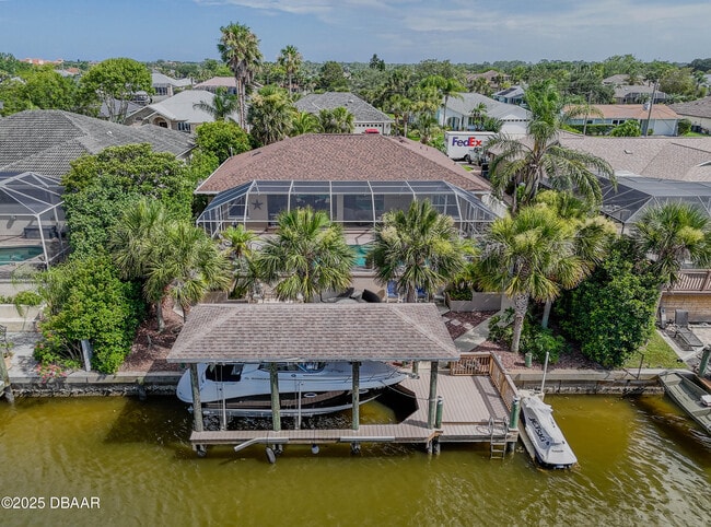 Building Photo - 15 Coolidge Ct