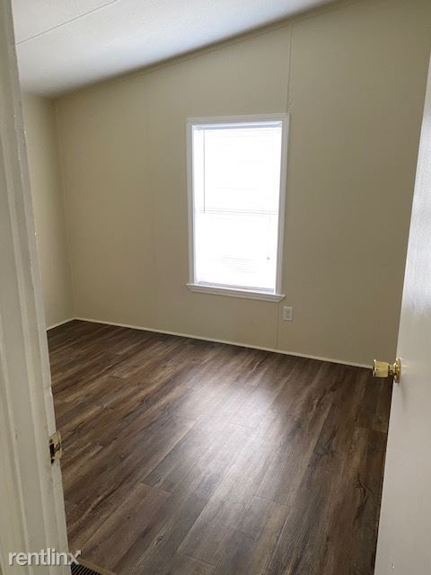 Building Photo - 4 br, 2 bath Mobile Home - 102 Sherwood Court