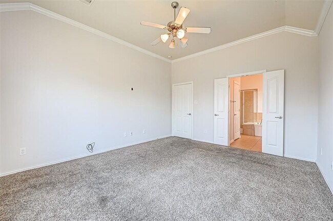 Building Photo - 24602 Forest Canopy Dr