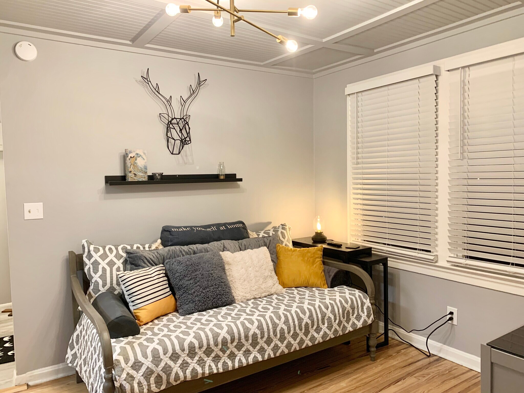 UPGRADE! Dual Recline Love Seat - NOT PICTURED - 1636 Larue Ave