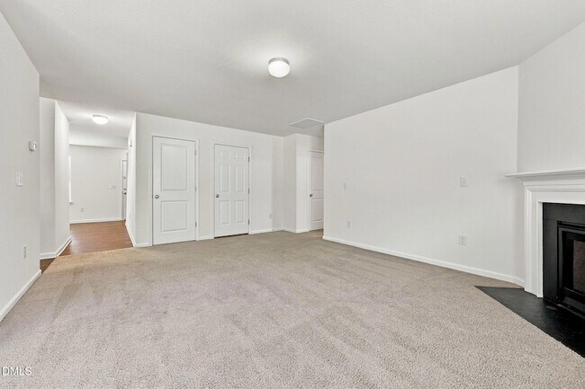 Building Photo - 58 Botanical Ct