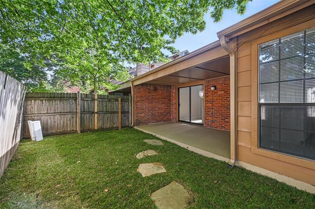 Building Photo - 1603 Brentwood Dr