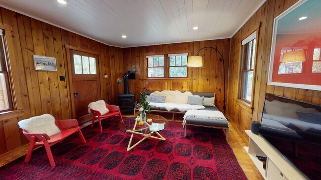 Living room - 2304 Pine Street