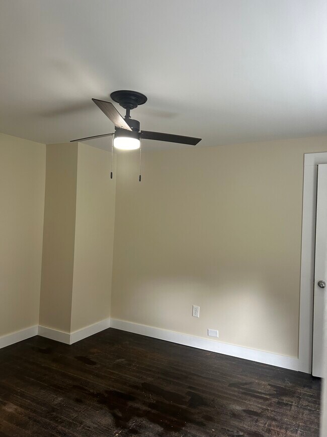 Building Photo - 1 Charles St