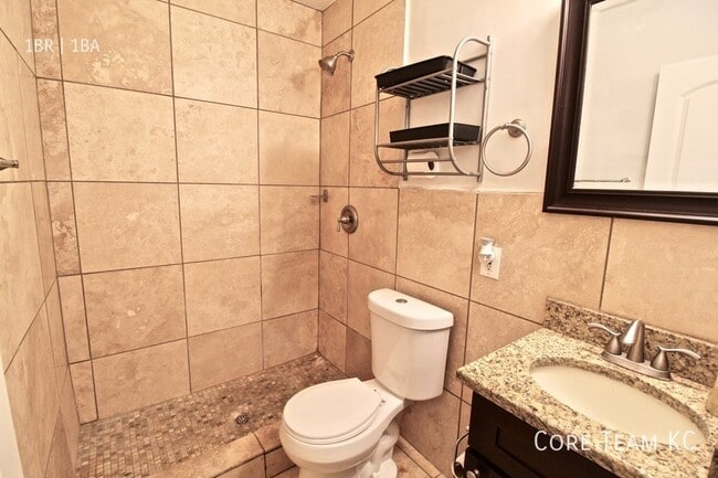 Building Photo - 4328 Roanoke Pkwy