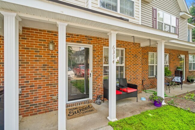 Building Photo - 6314 Inkberry Dr