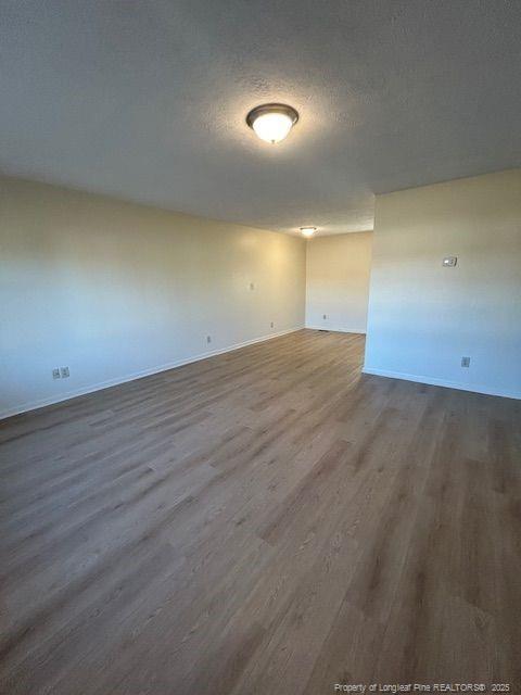 Building Photo - 3601 Hillcrest Dr