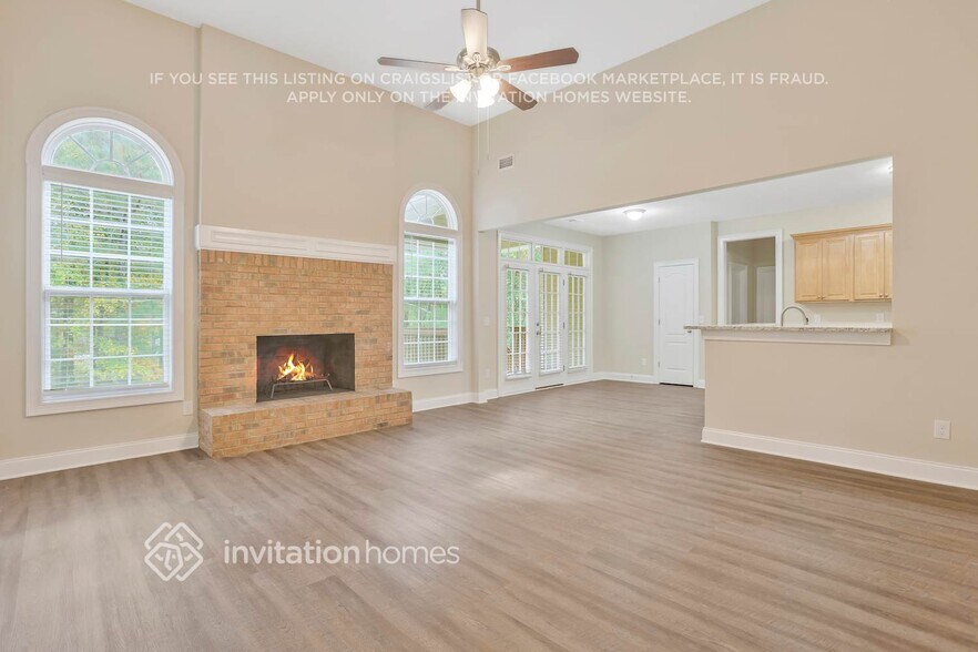 Building Photo - 155 Fullerton Ridge Dr