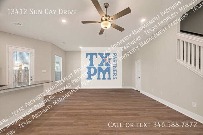 Building Photo - 13412 Sun Cay Drive