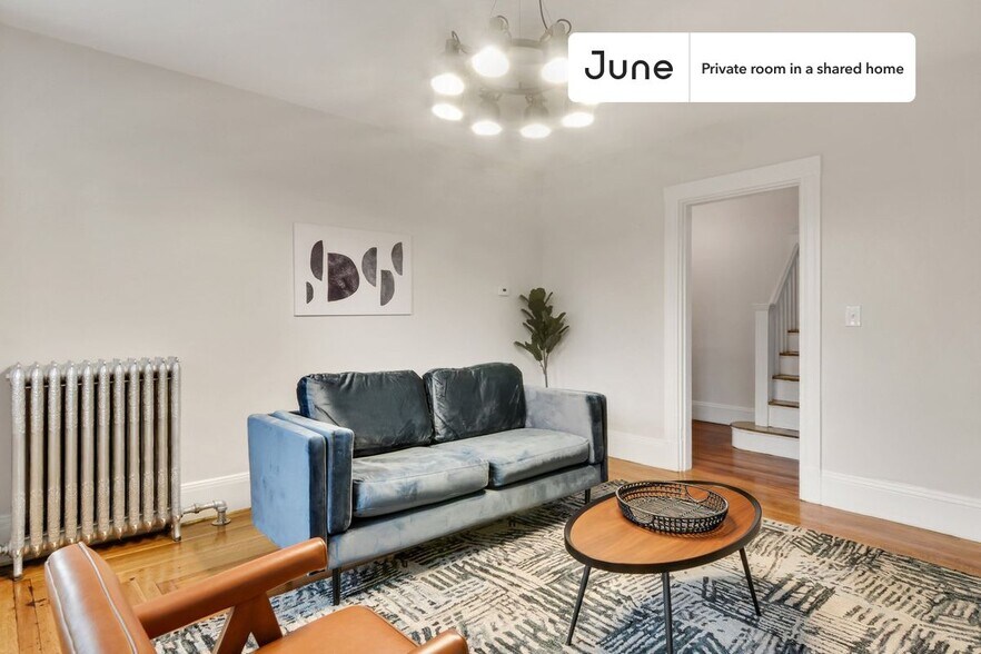 Primary Photo - Room in Shared 4 bed/2 bath home