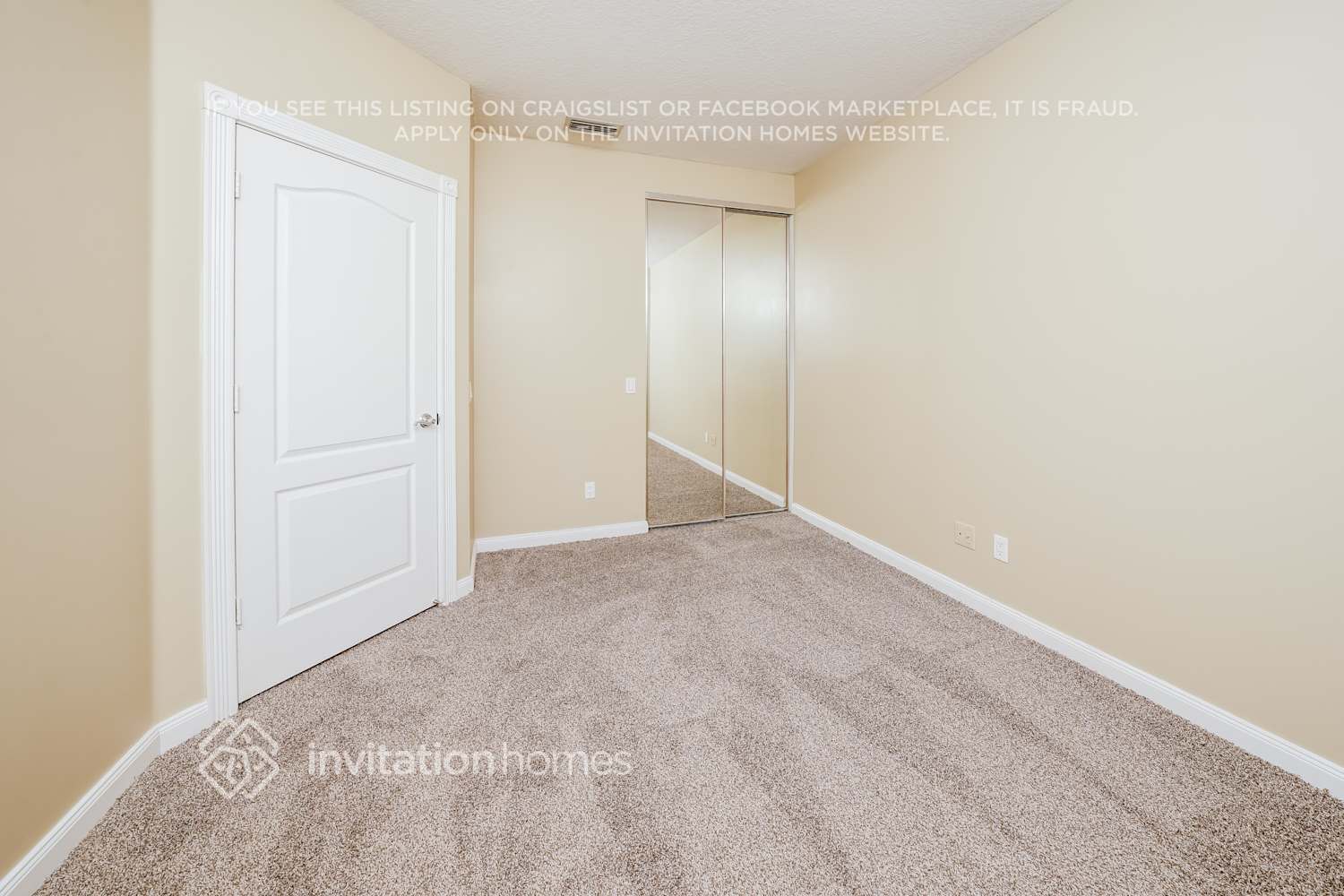 Building Photo - 400 Capistrano Dr