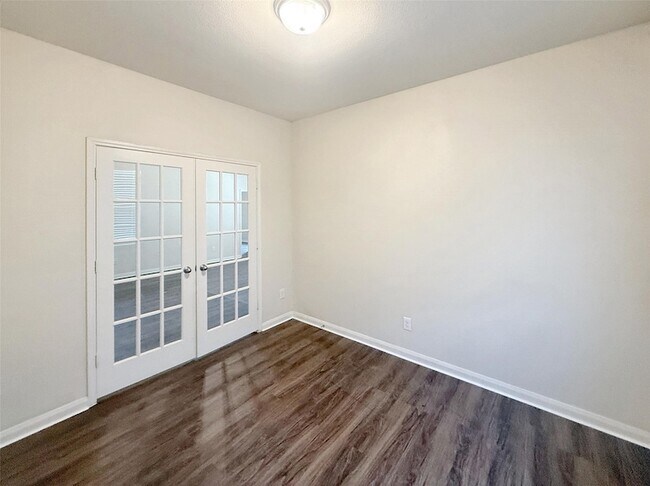 Building Photo - 1409 Park Trails Blvd