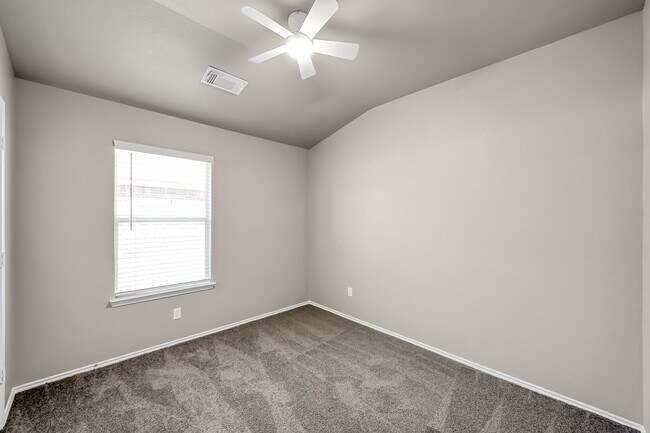 Building Photo - 3139 Lodgemist Ln