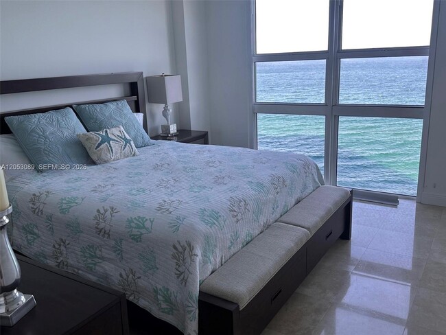 Building Photo - 2080 S Ocean Dr