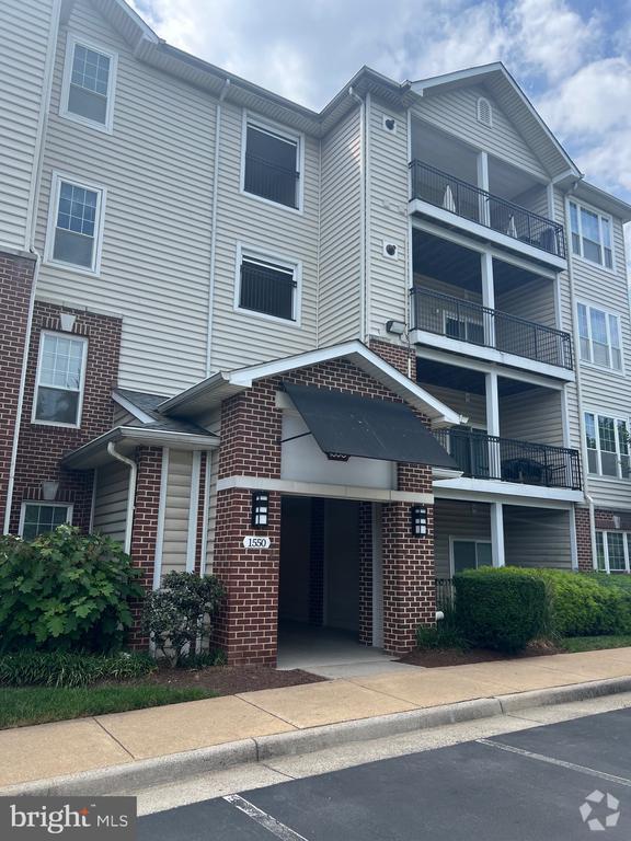 Building Photo - 1550 Spring Gate Dr.