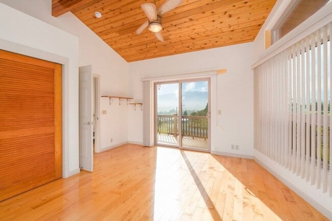 Building Photo - Stunning 3-Bedroom, 3-Bath Custom Home in ...