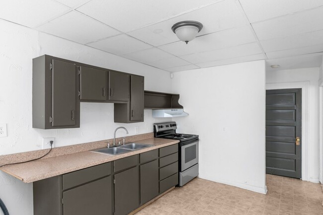 Interior Photo - Ramsay Apartments