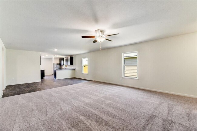 Building Photo - 17812 Speculator Ln