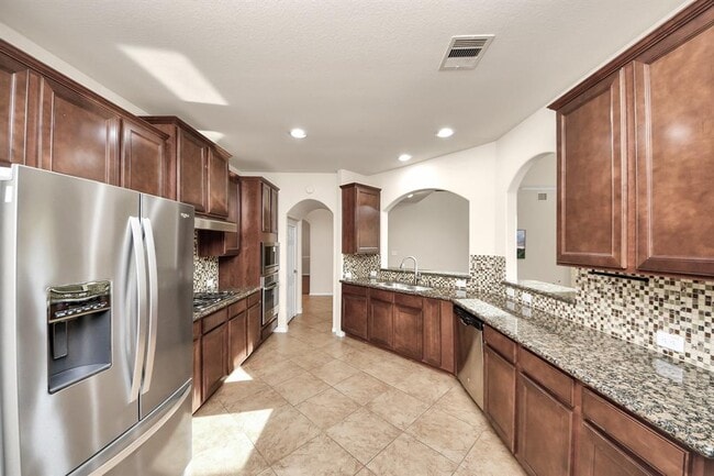 Building Photo - 5038 Gold Haven Dr