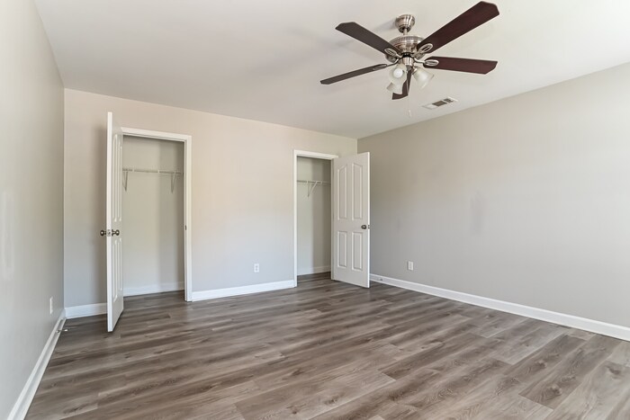 Building Photo - 5021 Magnasco Ln