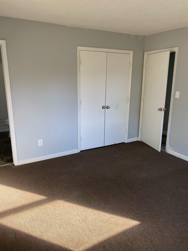 Building Photo - 5321 Hadrian Dr