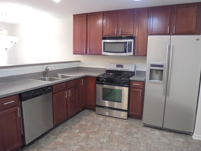 Building Photo - 32454 Rushmore Ave