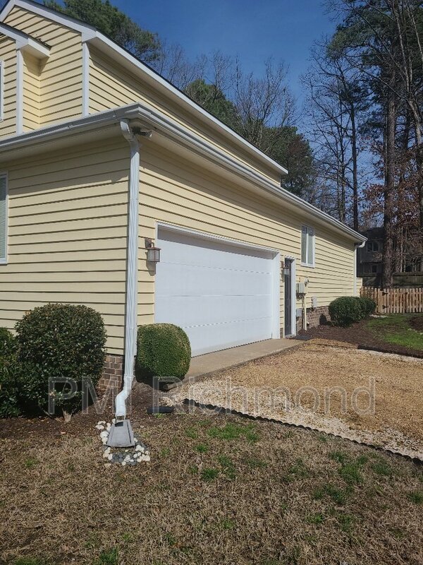 Building Photo - 4601 Winterset Pl