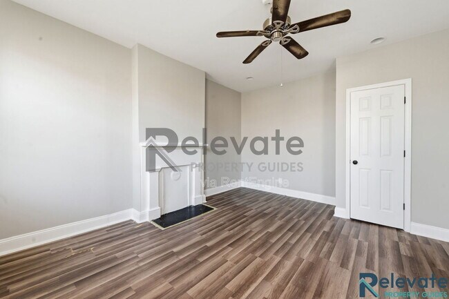 Building Photo - 2820 Q St