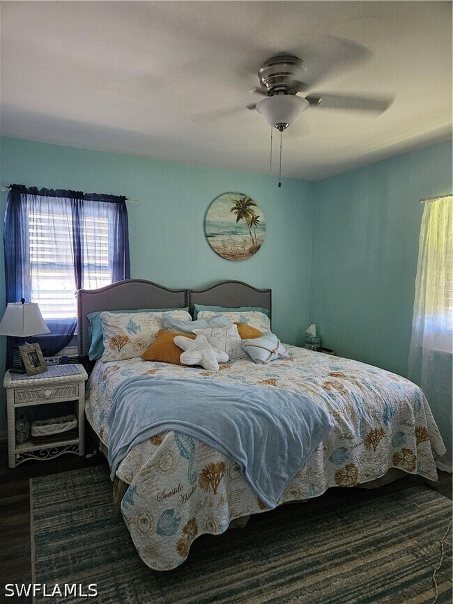 Building Photo - 130 N Collier Blvd