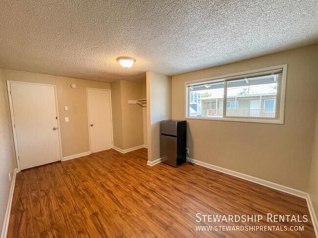 Building Photo - 1793 Patterson Alley