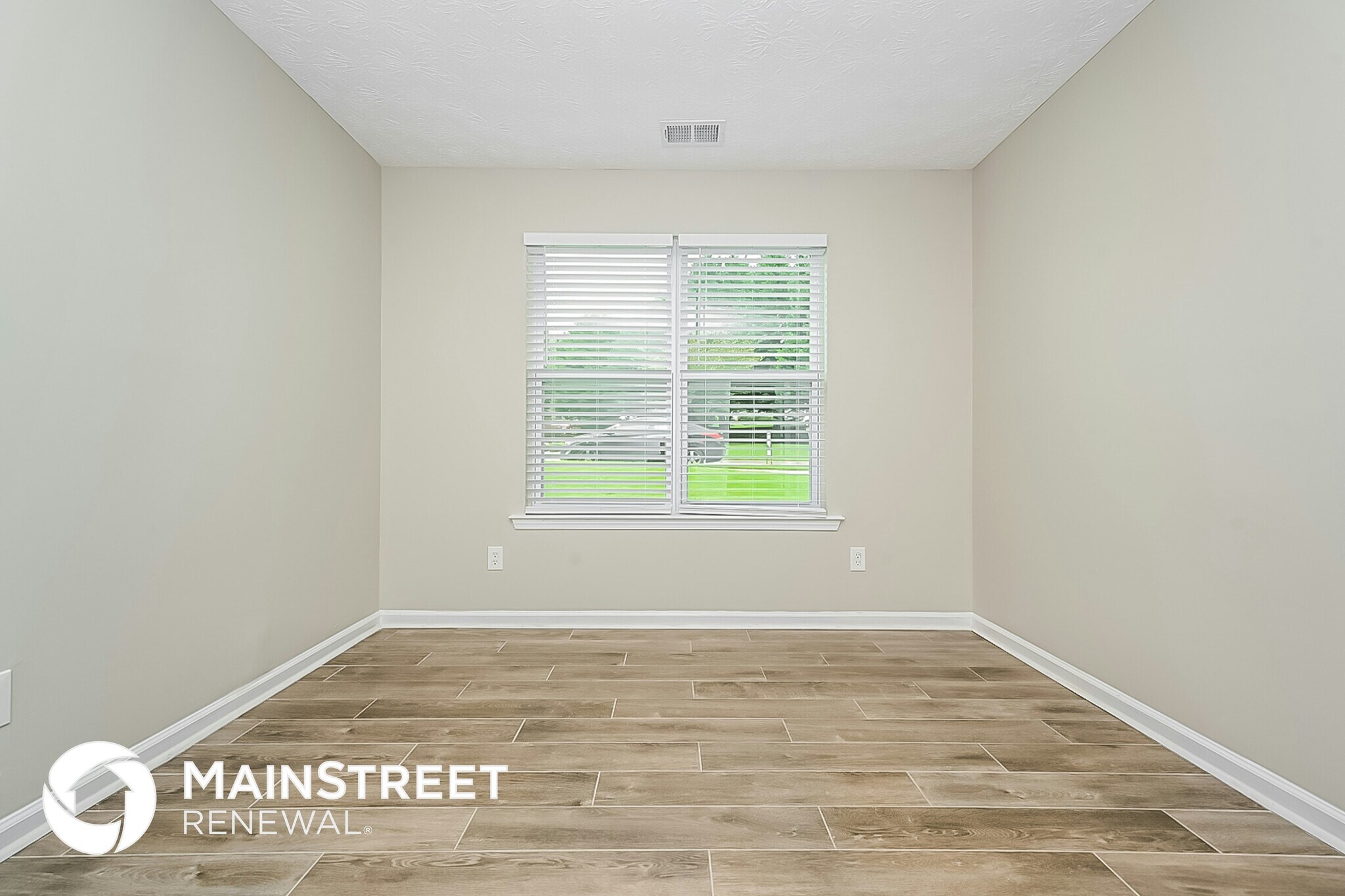 Building Photo - 350 Summer Hill Cir