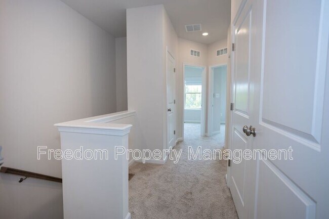 Building Photo - 9365 Barnes Lp