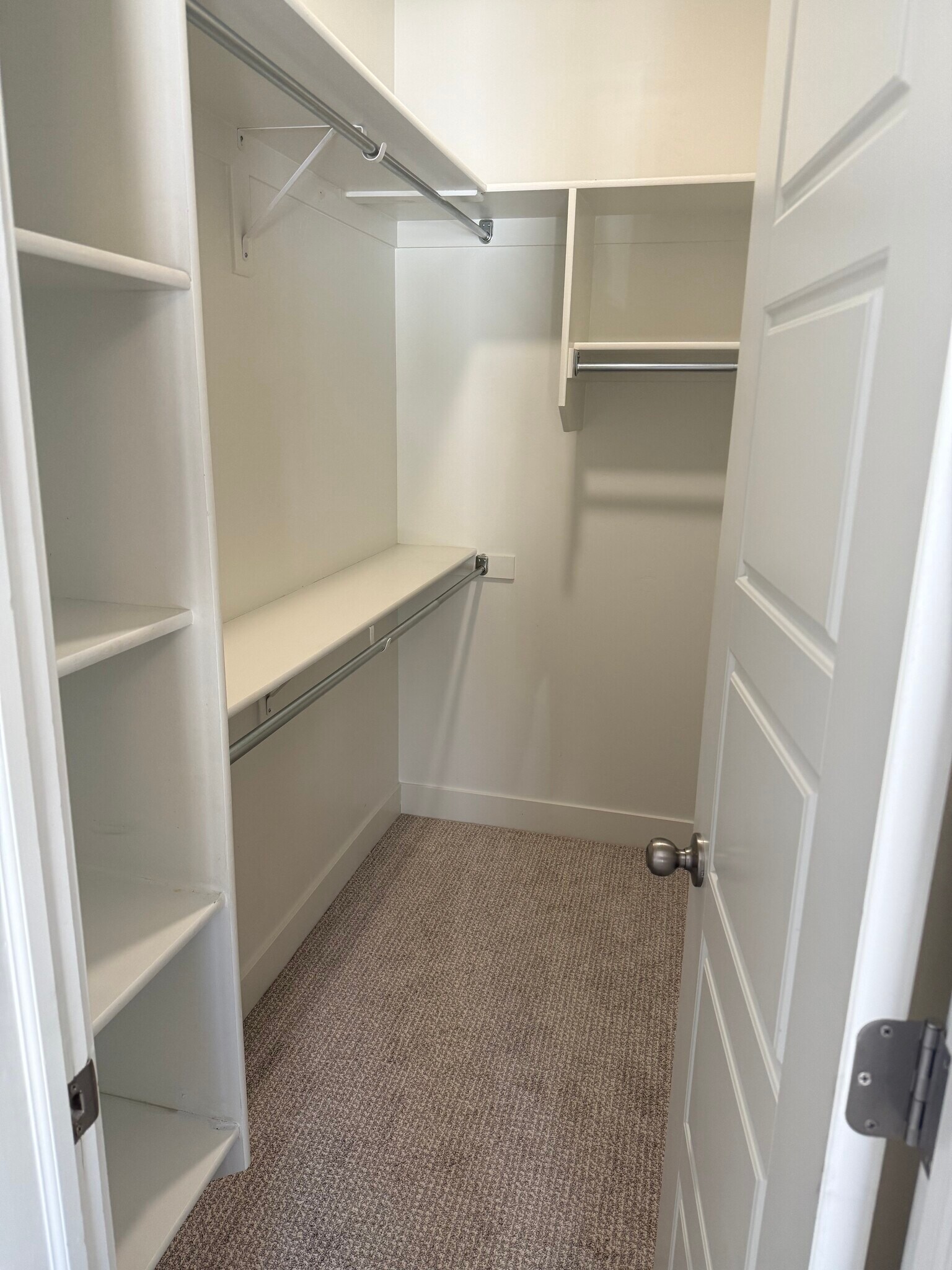 Building Photo - 158 S 140 E