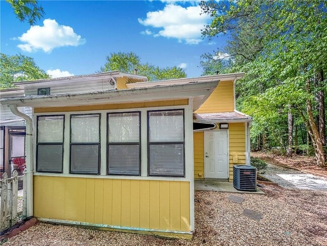 Building Photo - 2251 Salt Springs Pl