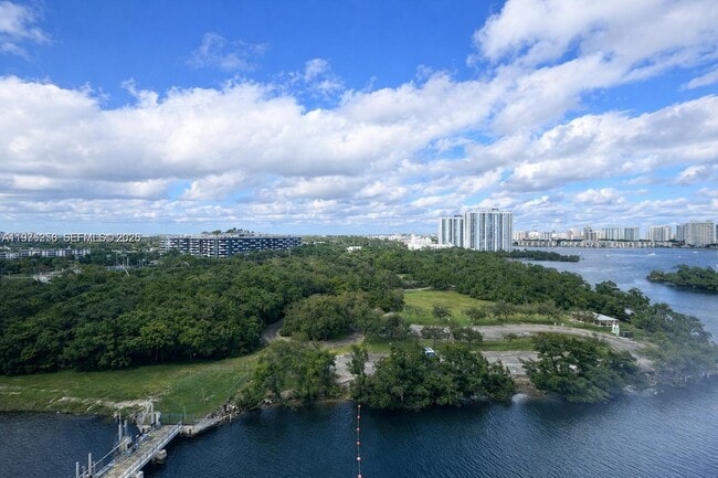 Building Photo - 16385 Biscayne Blvd