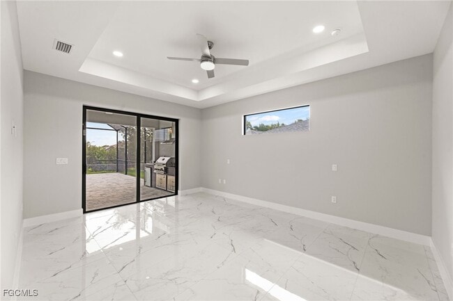 Building Photo - 2829 SW 25th Pl